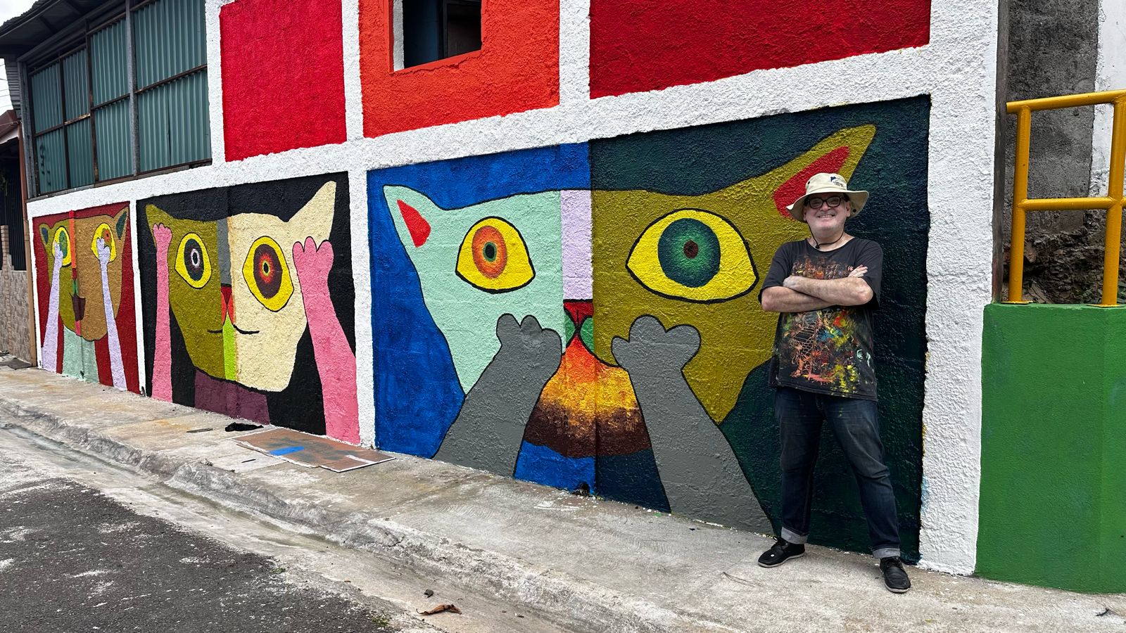 MURAL LOS TRES GATOS SABIOS: